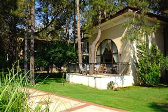 Champion Holiday Village