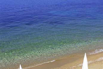 Charisma De Luxe Hotel 5*