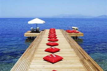 Charisma De Luxe Hotel 5*