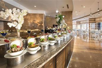 Charisma De Luxe Hotel 5*