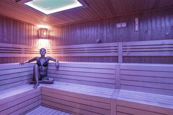 Charisma De Luxe Hotel 5*