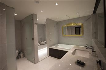 Charisma De Luxe Hotel 5*