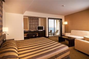 Charisma De Luxe Hotel 5*