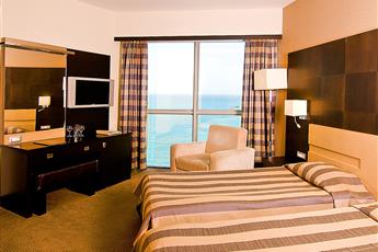 Charisma De Luxe Hotel 5*