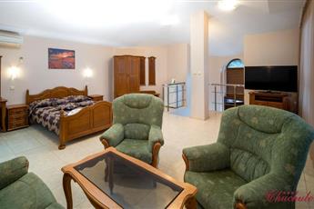 Chuchulev Hotel 3*