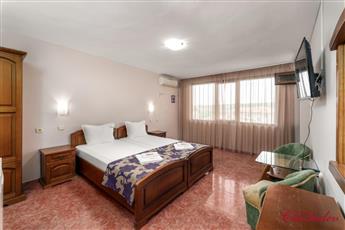 Chuchulev Hotel 3*