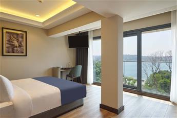 Ciragan Hotel Bosphorus 4* Ciragan Hotel Bosphorus 4*