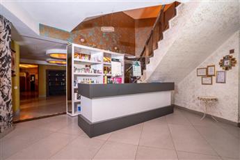 City Live Hotel