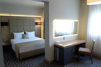 City Live Hotel