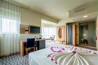 City Live Hotel