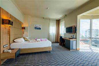 City Live Hotel