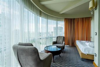 City Live Hotel