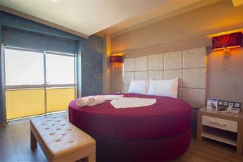 City Live Hotel
