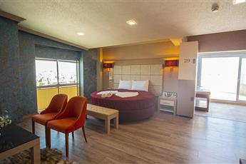 City Live Hotel