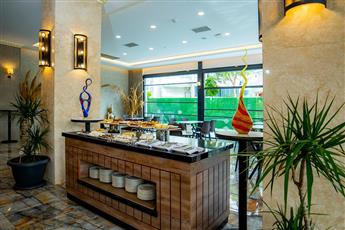 City Point Beach & Spa Hotel 5* City Point Beach & Spa Hotel 5*