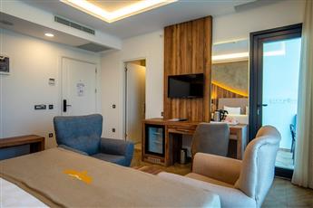 City Point Beach & Spa Hotel
