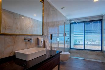 City Point Beach & Spa Hotel
