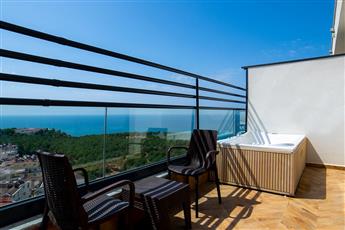 City Point Beach & Spa Hotel