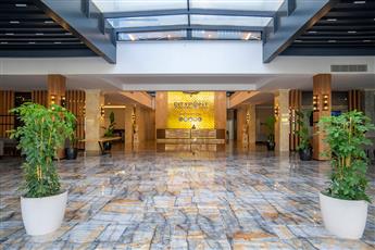 City Point Beach & Spa Hotel