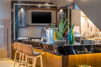 Clarion Hotel Golden Horn 4*