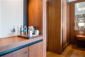 Clarion Hotel Golden Horn 4*