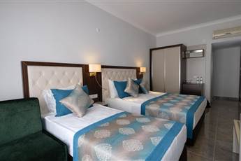 Cleopatra Golden Beach Hotel 4*