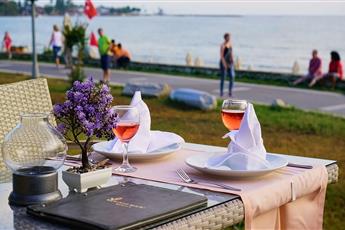 Clover Magic Nova Beach Hotel 3*