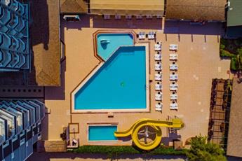 Clover Magic Park Beach Alanya 4*