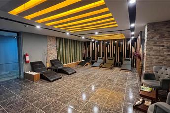 Clover Magic Park Side Hotel 4*