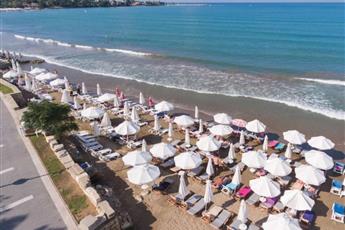 Clover Magic Park Side Hotel 4*