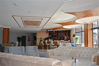 Clover Magic Park Side Hotel 4*