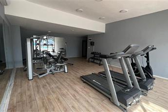 Clover Magic Park Side Hotel 4*