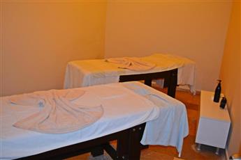 Clover Magic Park Side Hotel 4*