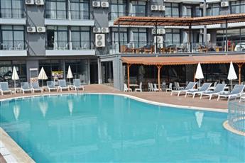 Clover Magic Park Side Hotel