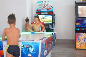 Club Aqua Plaza