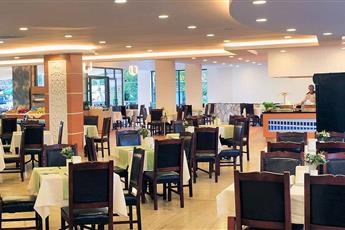 Club Aqua Plaza