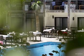 Club Herakles Hotel 3*