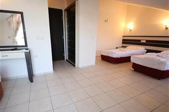 Club Herakles Hotel 3*