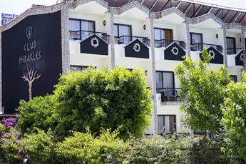 Club Herakles Hotel 3*