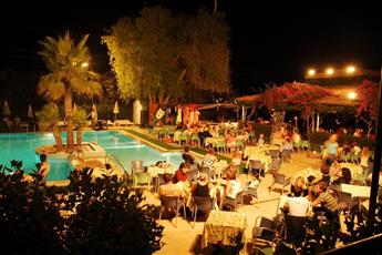 Club Hotel Titan