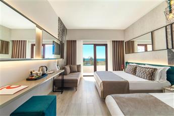Club Hotel Turan Prince World 5*