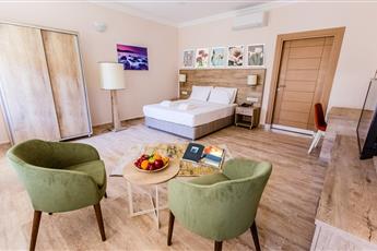 Club Marma Hotel