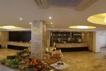 Club Munamar Beach Resort 4*