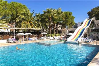 Club Munamar Beach Resort