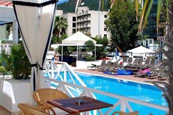 Club Munamar Beach Resort