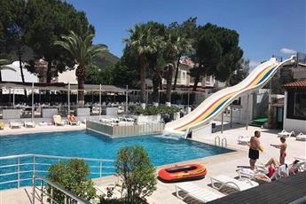 Club Munamar Beach Resort