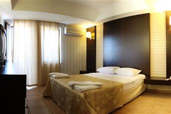 Club Munamar Beach Resort
