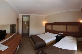 Club Munamar Beach Resort