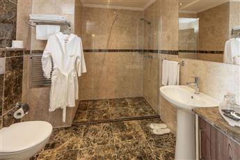 Club Paradiso Hotel