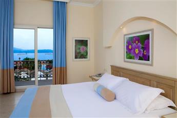 Club Resort Atlantis 4*